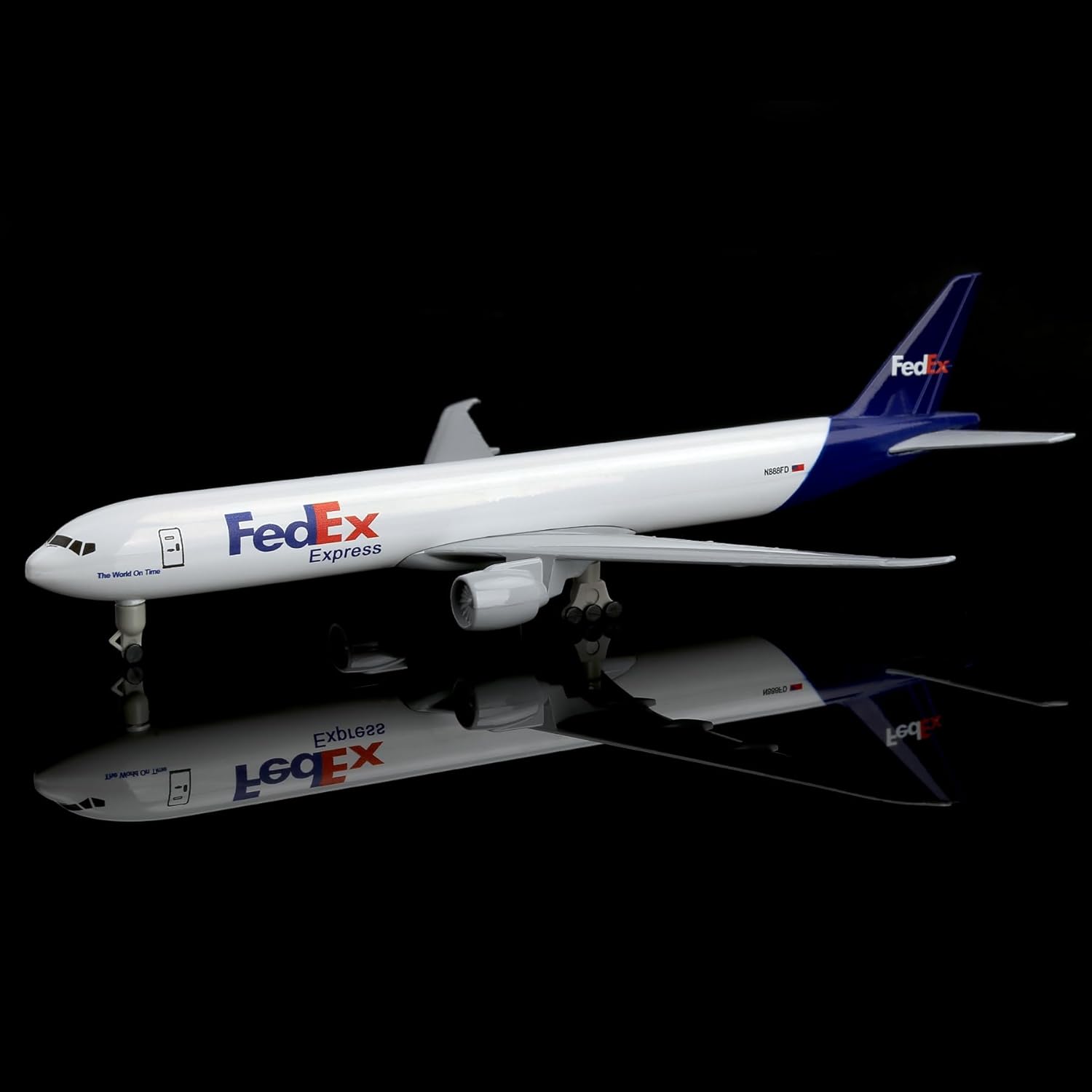 Model Kit Store - Modellino di aereo Fedex B777 da