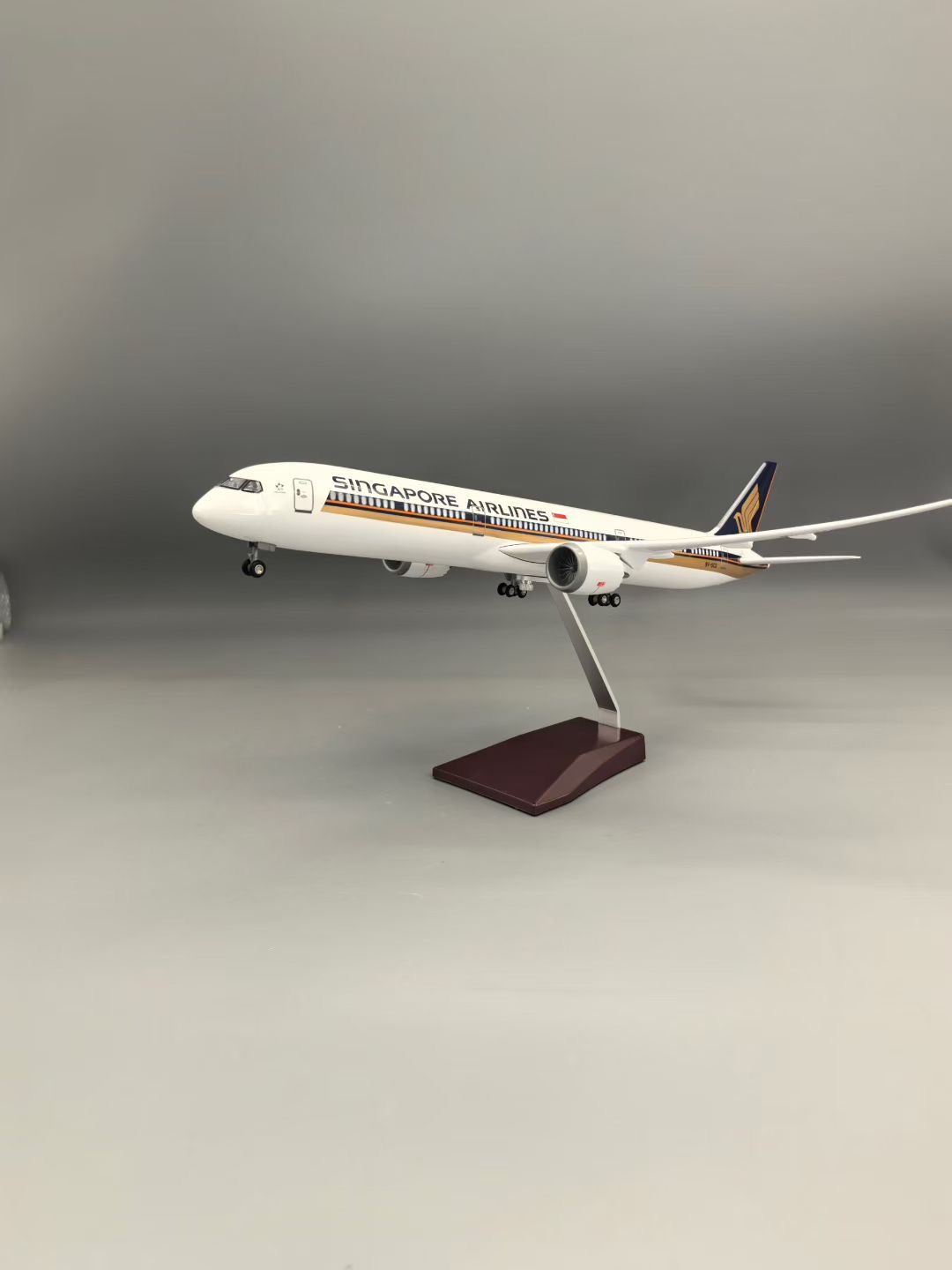 Modellino Aereo Singapore Airl - Model Kit Singapore recensione e prezzo