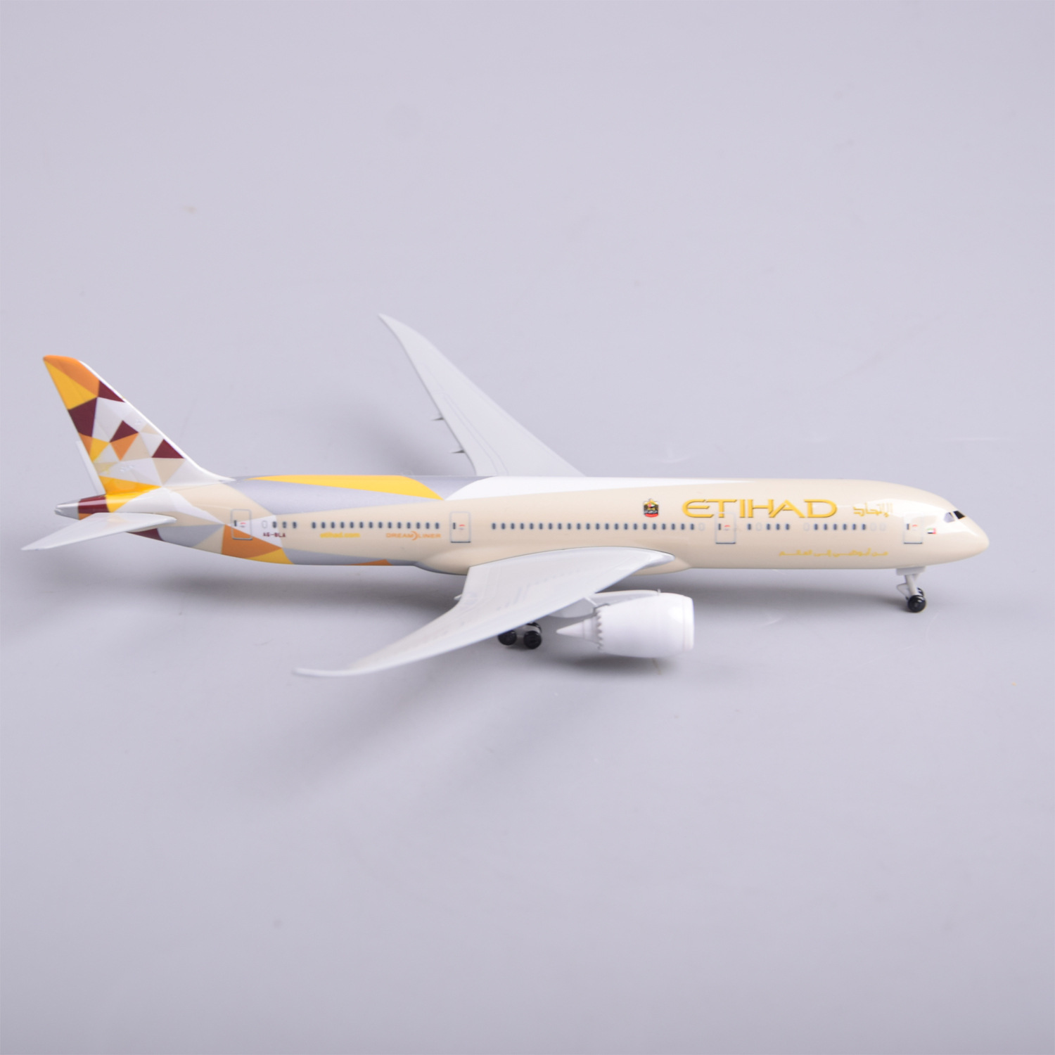 Modellino in Scala 1/300 di Ae - Model Kit Store recensione e prezzo