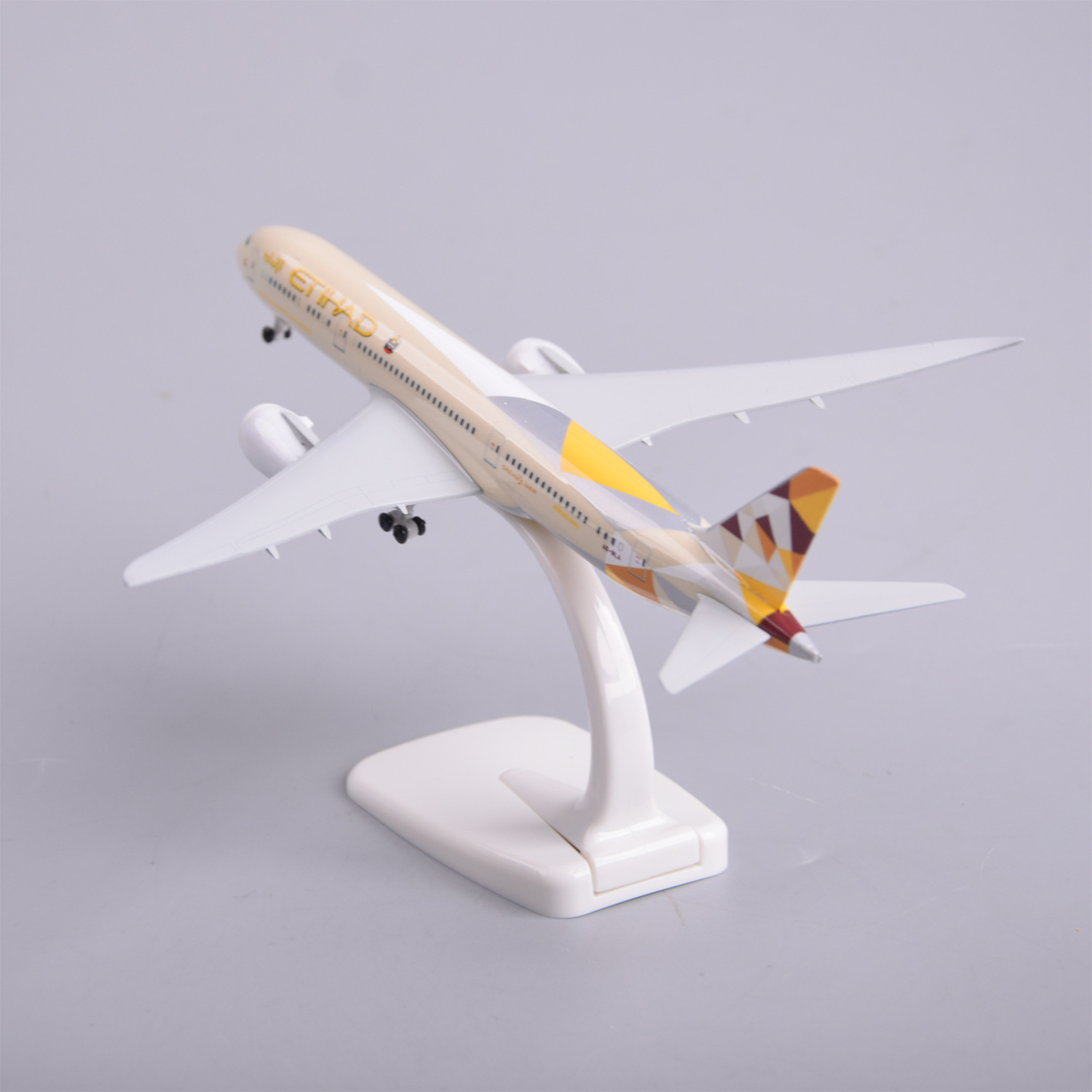 Modellino in Scala 1/300 di Ae - Model Kit Store recensione e prezzo