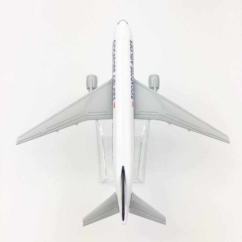 Modellino in Metallo di Aereo  - Model Kit Singapore recensione e prezzo
