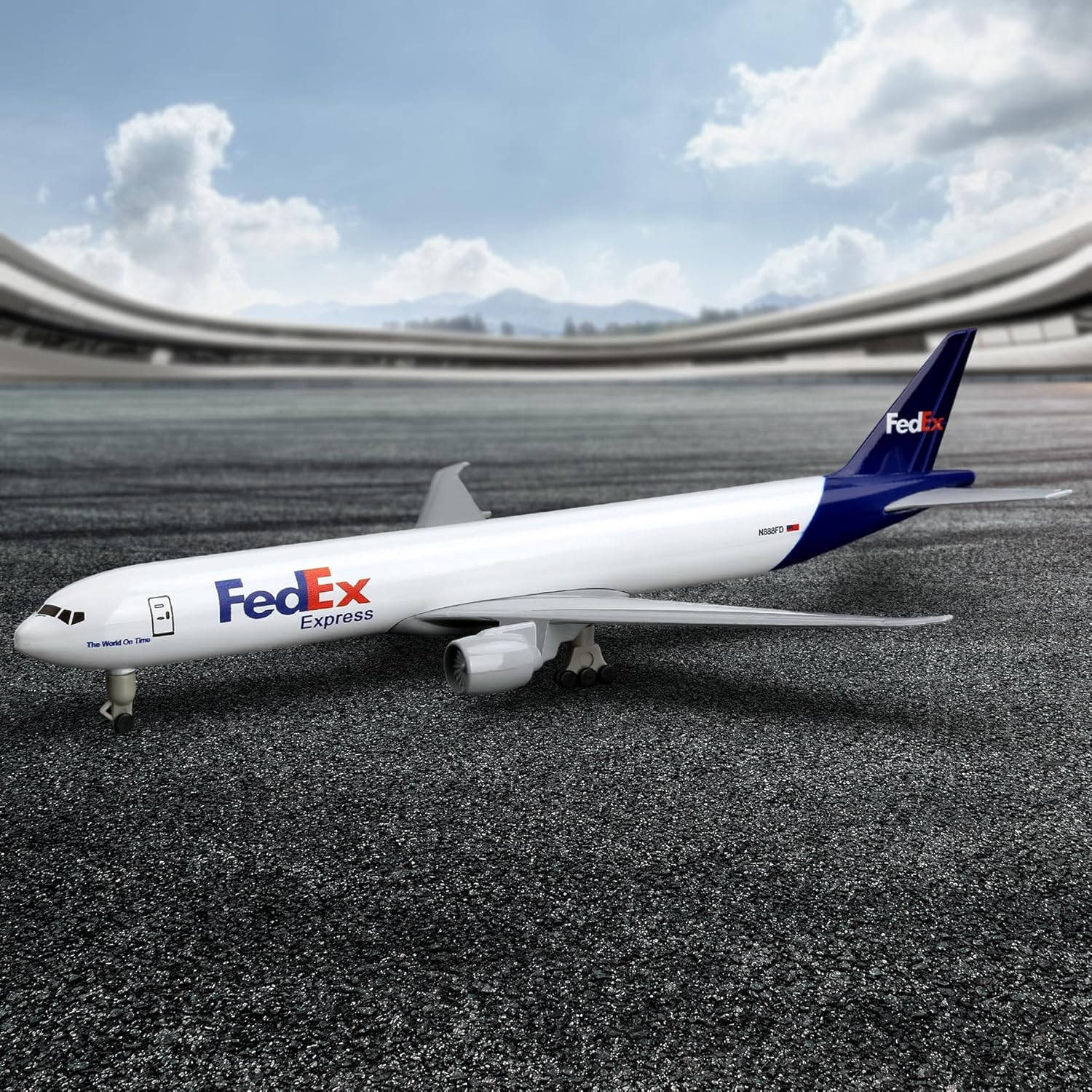 Modellino di aereo Fedex B777  - Model Kit Store recensione e prezzo