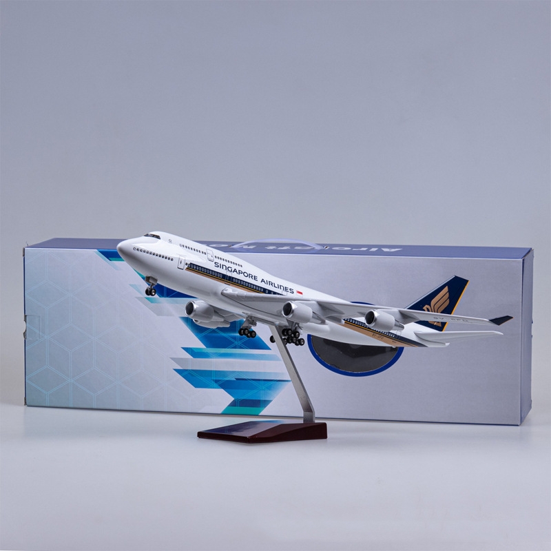 Modellino di aereo Singapore A - Model Kit Singapore recensione e prezzo